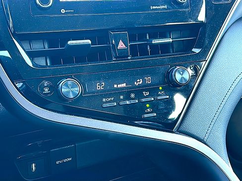 Used 2024 Toyota Camry LE image 32