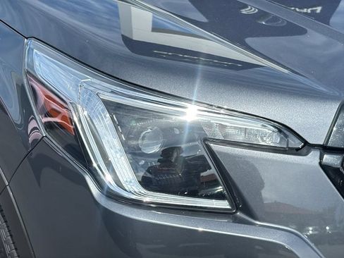 Used 2024 Subaru Forester Premium AWD/4WD image 8