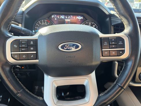 Used 2024 Ford Expedition Max Limited AWD/4WD image 24