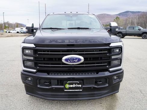 Used 2025 Ford F250 Platinum AWD/4WD image 2