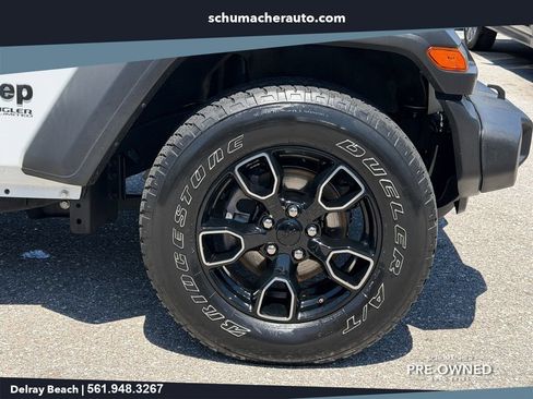 Used 2022 Jeep Wrangler Unlimited Sport w/ Sun And Sound Package AWD/4WD image 9