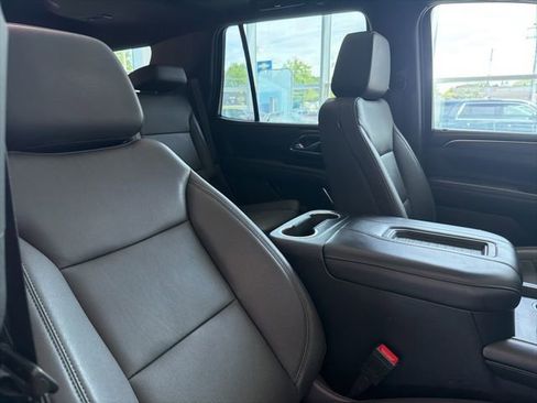 Used 2022 Chevrolet Tahoe LT w/ Luxury Package AWD/4WD image 30