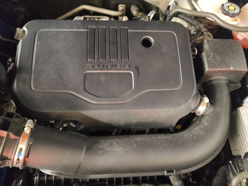 Used 2024 Chevrolet Blazer LT FWD image 30