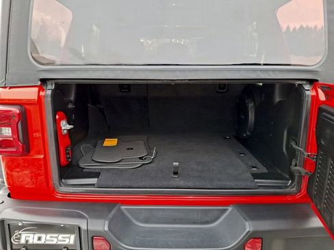 Certified 2022 Jeep Wrangler Unlimited Rubicon w/ Steel Bumper Group image 18