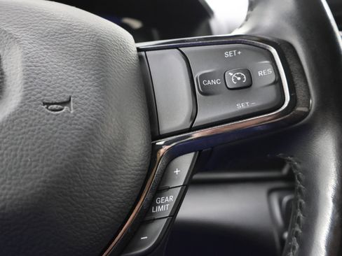 Used 2020 RAM 1500 Big Horn w/ Built-to-serve Edition AWD/4WD image 13