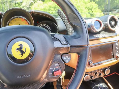 Used 2015 Ferrari California T RWD image 35