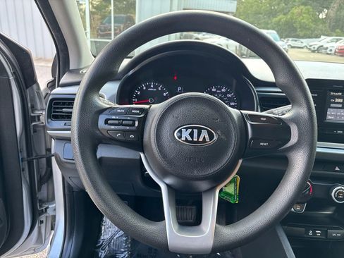 Used 2019 Kia Rio LX FWD image 14