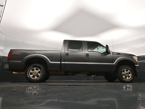Used 2016 Ford F250 XL w/ XL Appearance Package AWD/4WD image 43