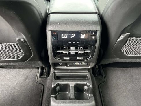 Used 2021 Jeep Grand Cherokee L Laredo AWD/4WD image 16