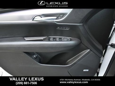 Used 2018 Cadillac XT5 Premium Luxury w/ Driver Assist Package image 16