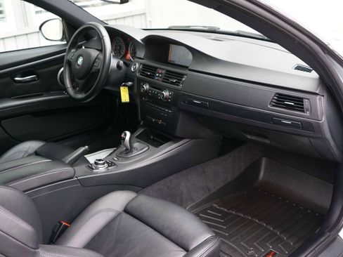Used 2013 BMW M3 Coupe image 39