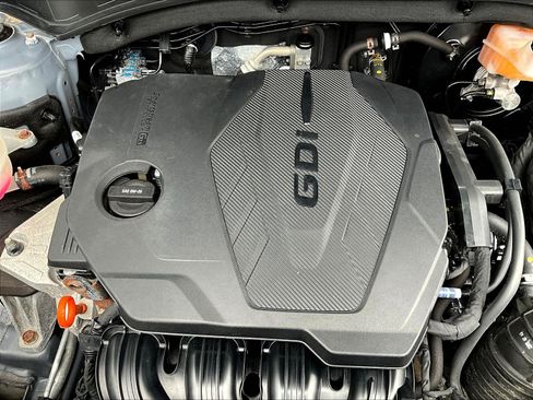 Certified 2023 Kia Sorento LX FWD image 31