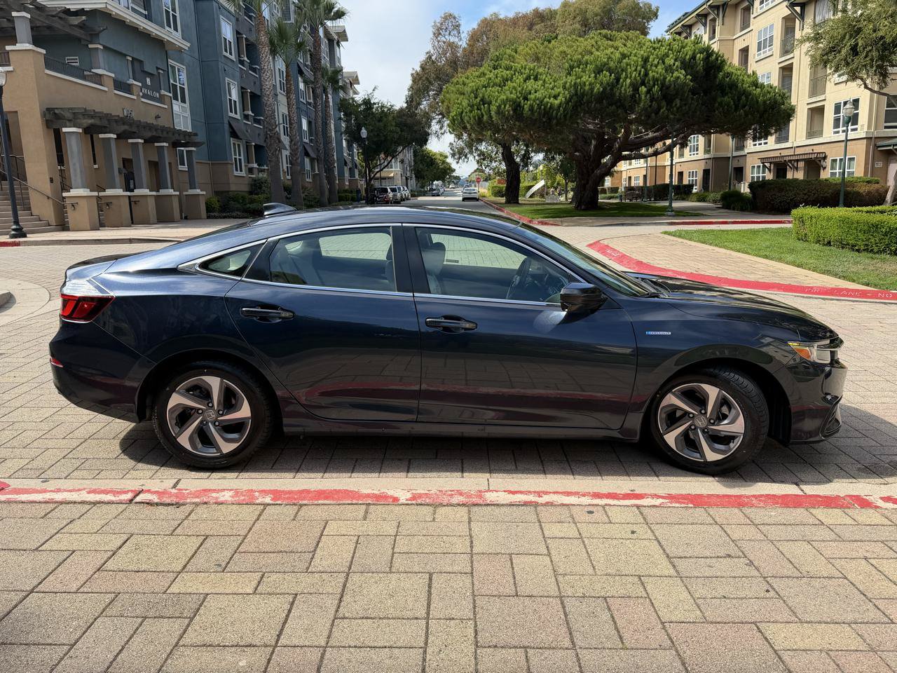 Used 2019 Honda Insight EX image 7