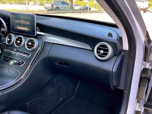 Used 2016 Mercedes-Benz C 300 Sedan image 16