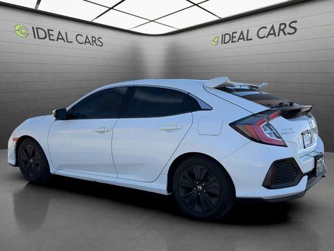 Used 2018 Honda Civic EX image 8