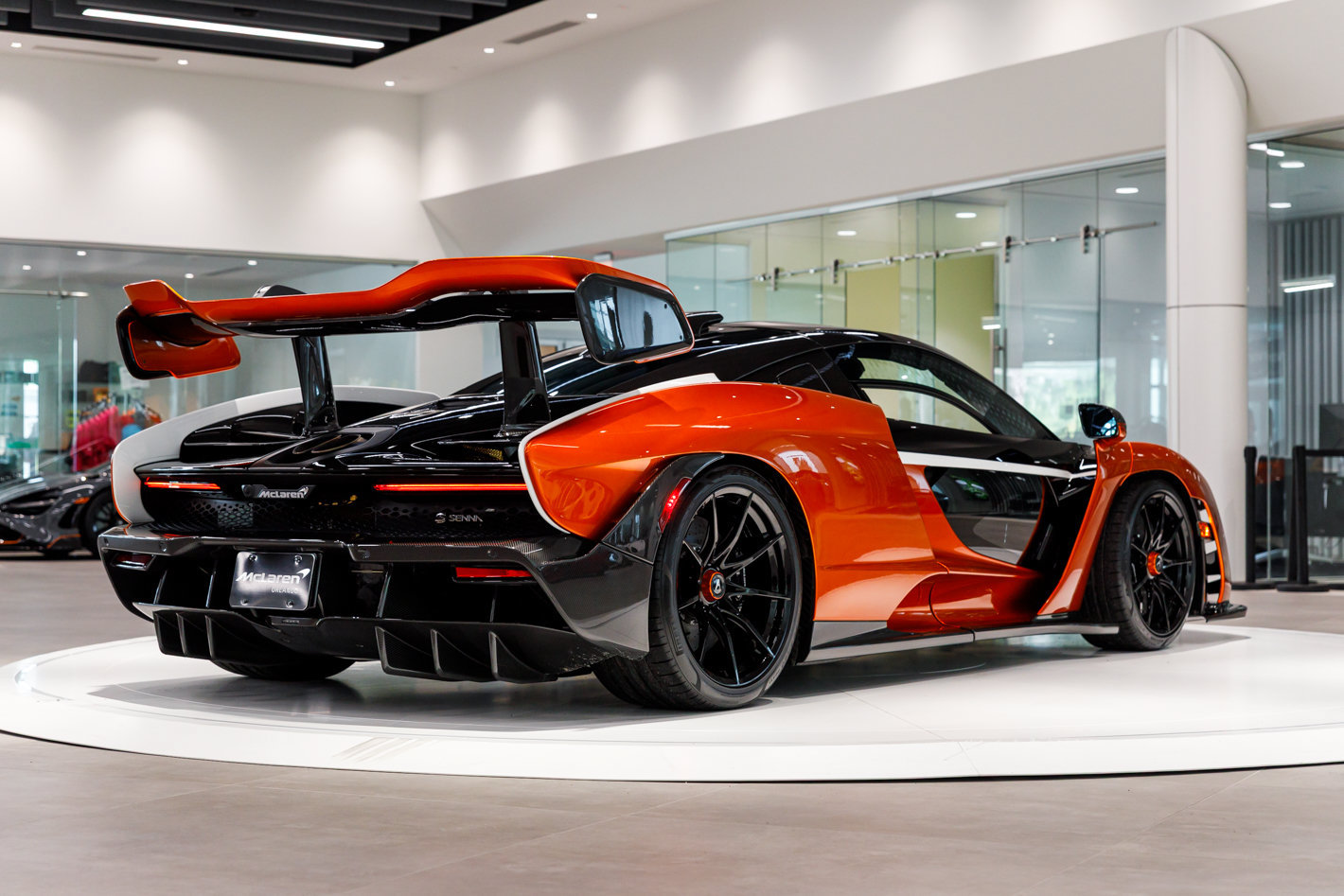 Used 2019 McLaren Senna RWD image 26