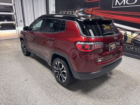 Used 2022 Jeep Compass Limited image 18