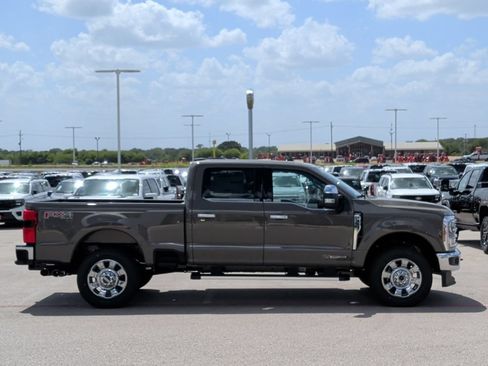 New 2026 Ford F350 Lariat w/ Chrome Package AWD/4WD image 9