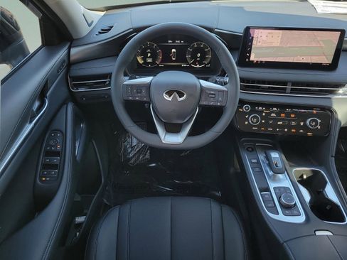Used 2026 INFINITI QX60 Luxe w/ Family Package AWD/4WD image 6