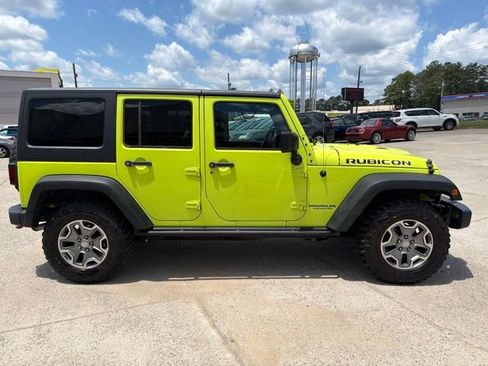 Used 2016 Jeep Wrangler Unlimited Rubicon AWD/4WD image 5