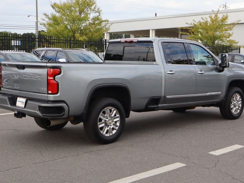 Certified 2025 Chevrolet Silverado 2500 High Country w/ Technology Package image 10