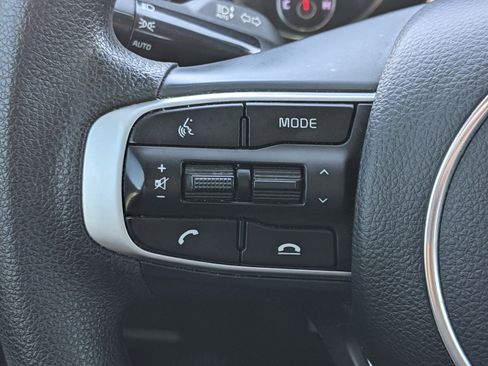 Used 2023 Kia K5 LXS image 18