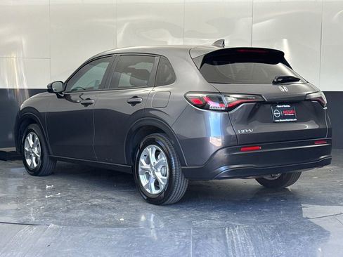 Used 2025 Honda HR-V LX image 5