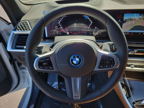 New 2026 BMW X5 xDrive50e w/ M Sport Package image 21