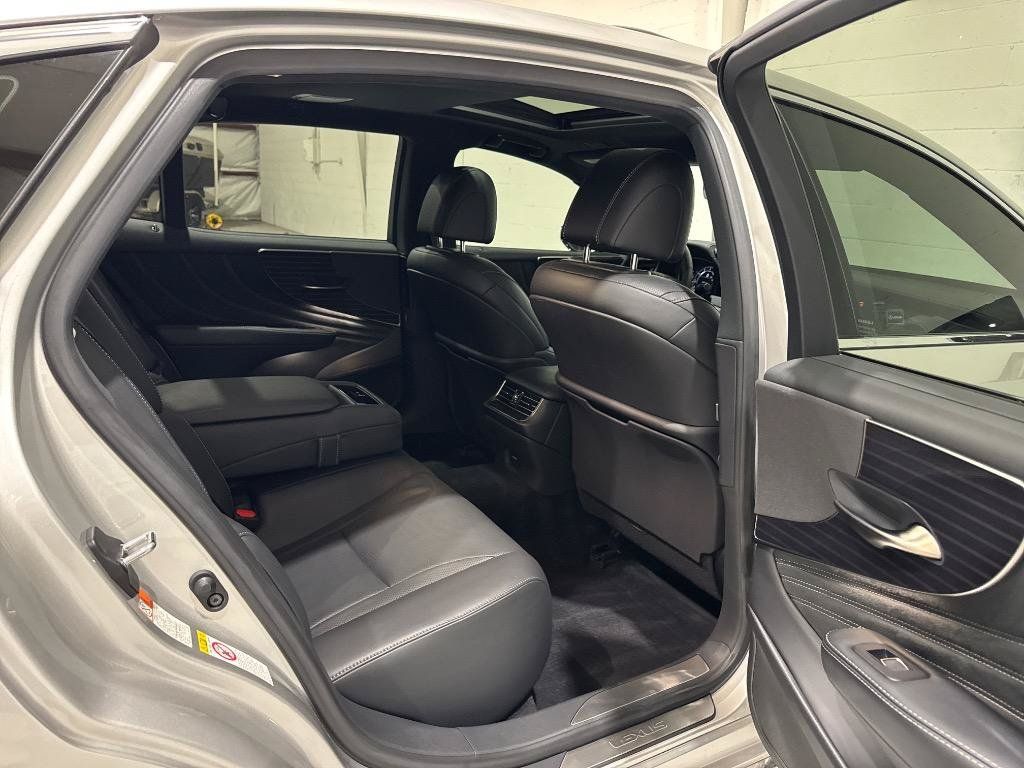 Used 2018 Lexus LS 500 w/ Accessory Package (Z1) RWD image 76