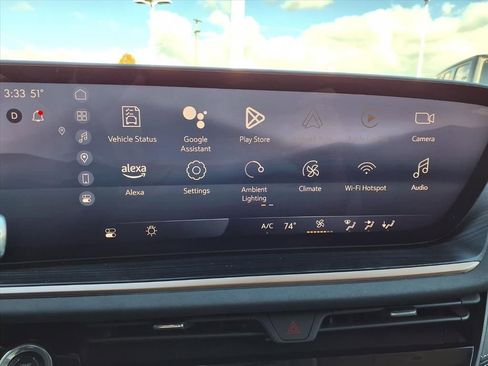 Certified 2025 Buick Envision Sport Touring image 7