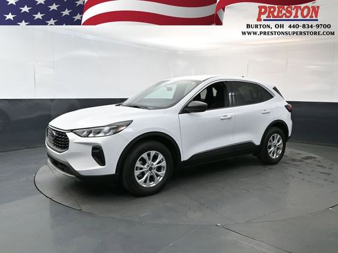 Used 2023 Ford Escape Active AWD/4WD image 1