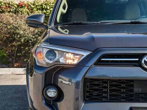 Certified 2023 Toyota 4Runner SR5 image 4