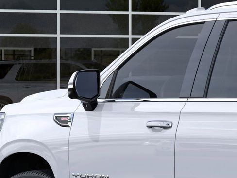 New 2026 GMC Yukon XL Elevation image 12