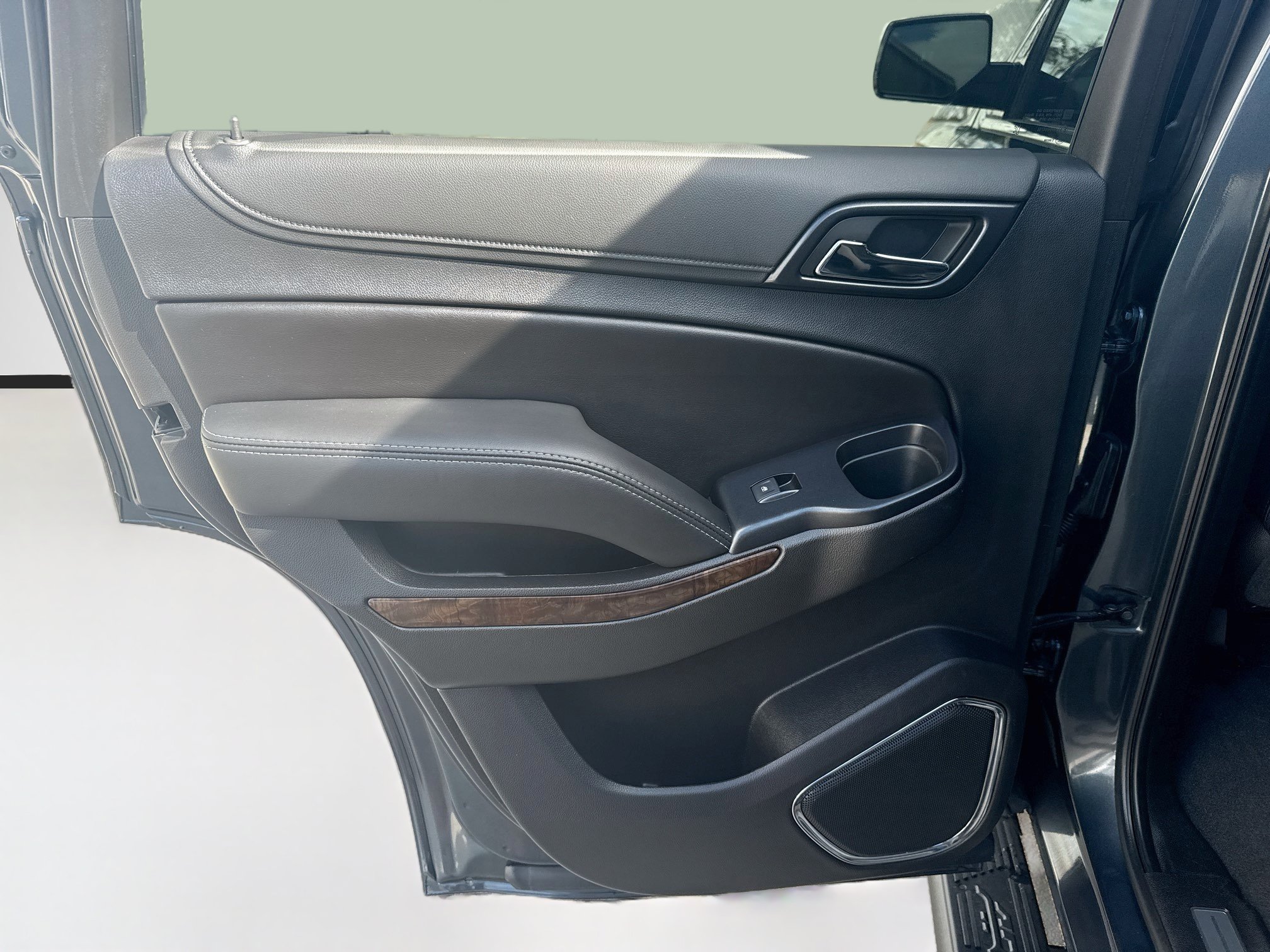 Used 2019 Chevrolet Tahoe LT RWD image 23
