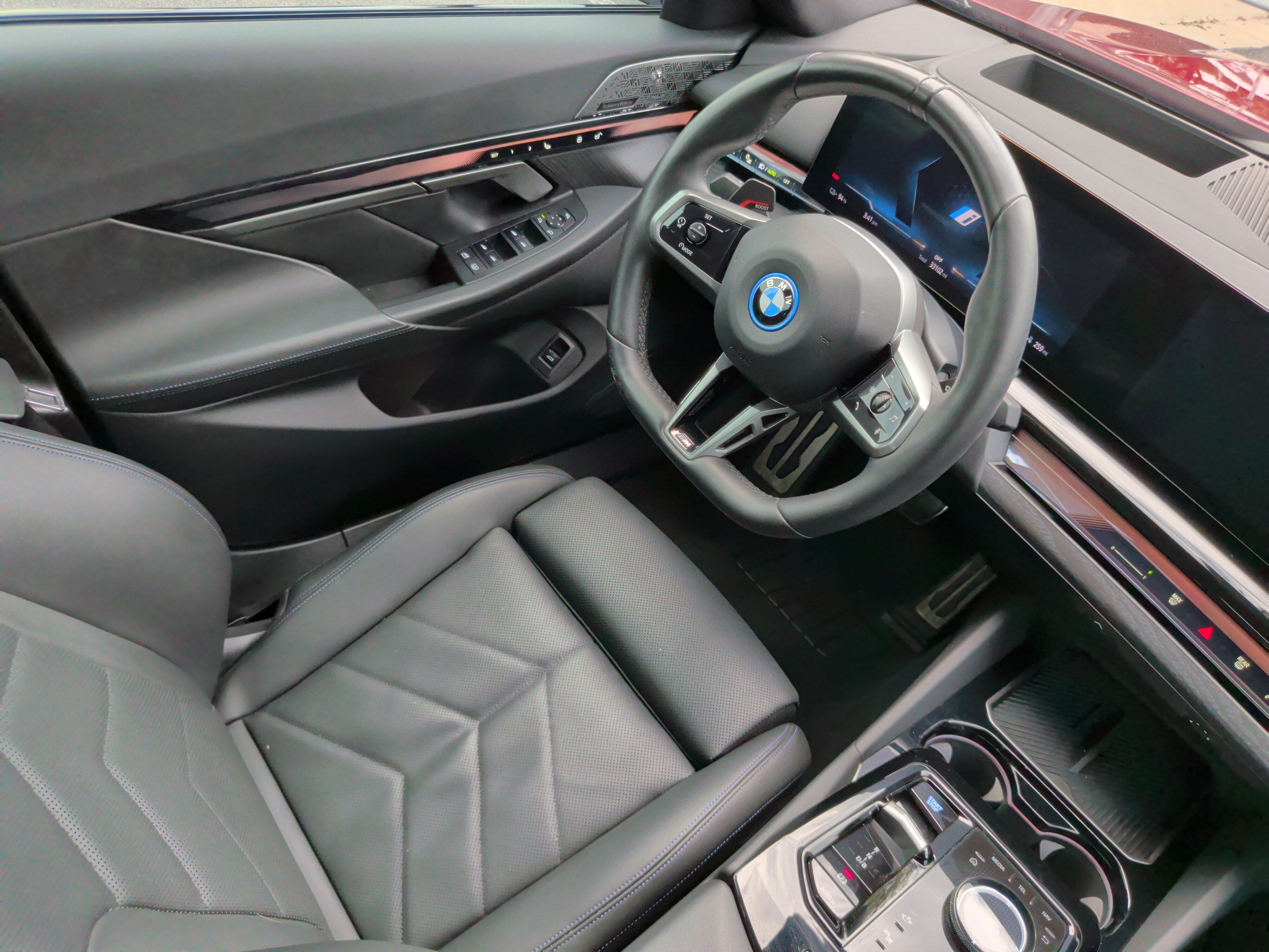 Certified 2024 BMW i5 eDrive40i w/ M Sport Package RWD image 33