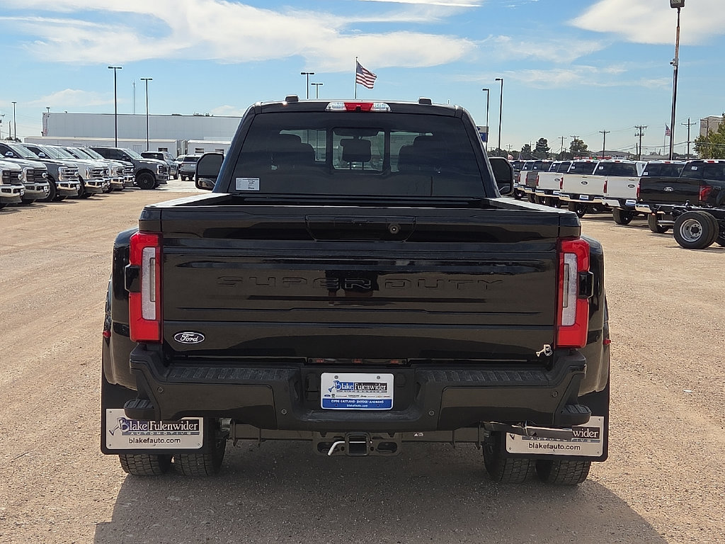 New 2027 Ford F450 Platinum w/ FX4 Off-Road Package AWD/4WD image 4