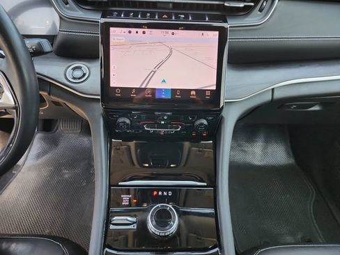 Used 2022 Jeep Grand Cherokee Limited AWD/4WD image 28