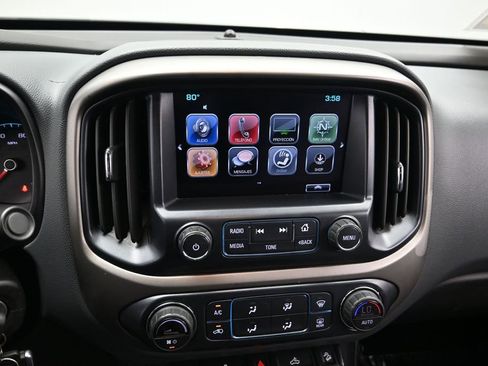 Used 2017 Chevrolet Colorado Z71 RWD image 14