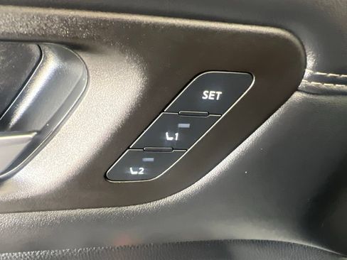 Certified 2024 Nissan Pathfinder Platinum AWD/4WD image 52