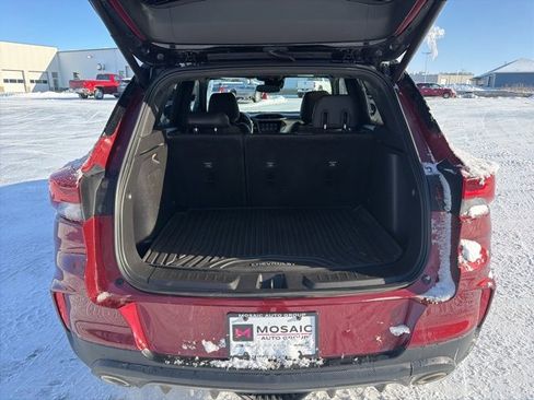 Used 2023 Chevrolet TrailBlazer RS w/ Sun and Liftgate Package image 15