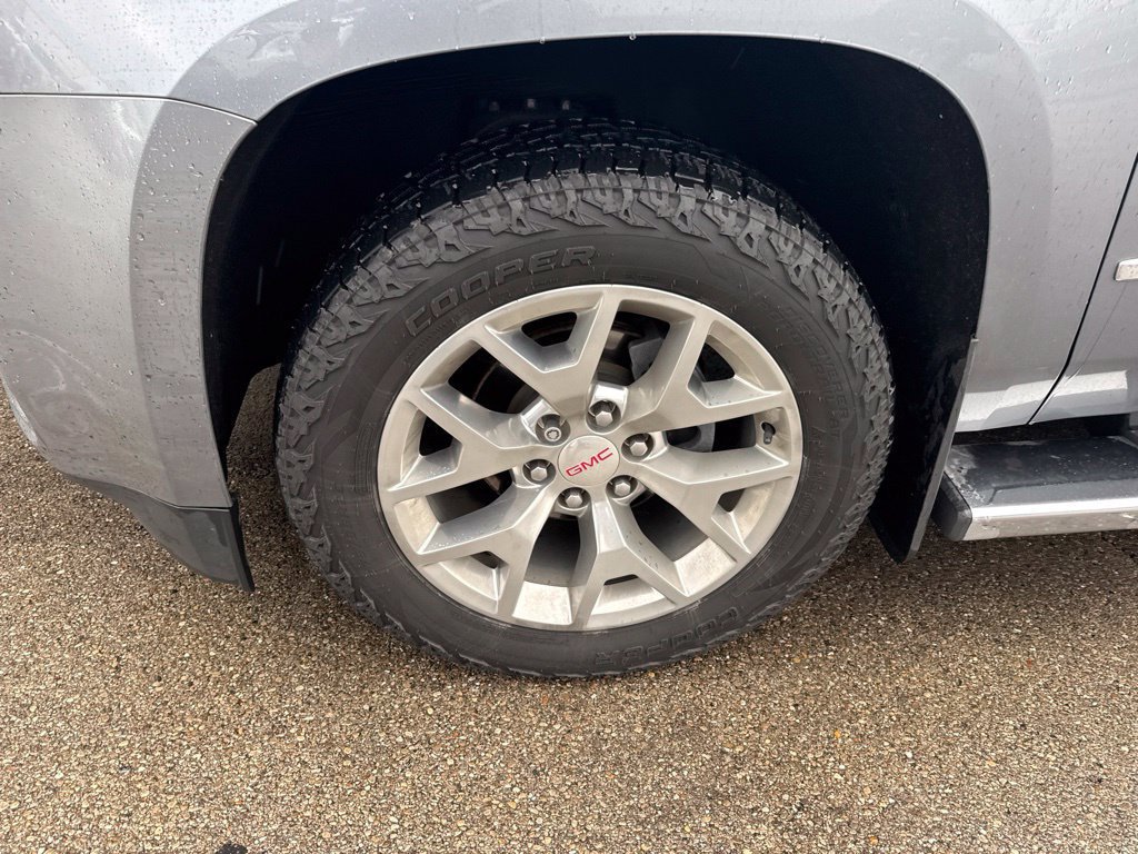 Used 2019 GMC Yukon SLE w/ SLE Value Package RWD image 13