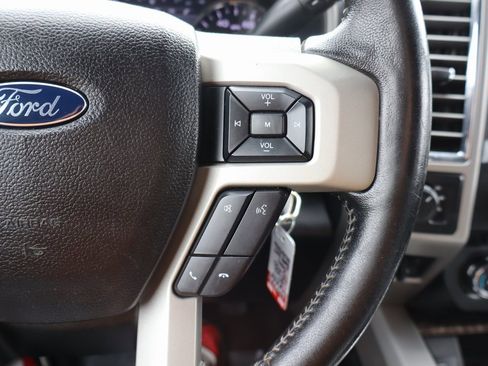 Used 2017 Ford F450 Lariat w/ Tow Technology Bundle image 8