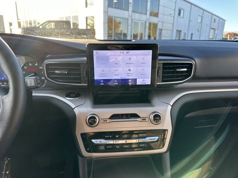 Certified 2023 Ford Explorer XLT w/ Equipment Group 202A image 16