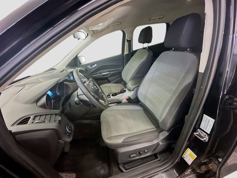 Used 2016 Ford Escape SE w/ Equipment Group 201A AWD/4WD image 13