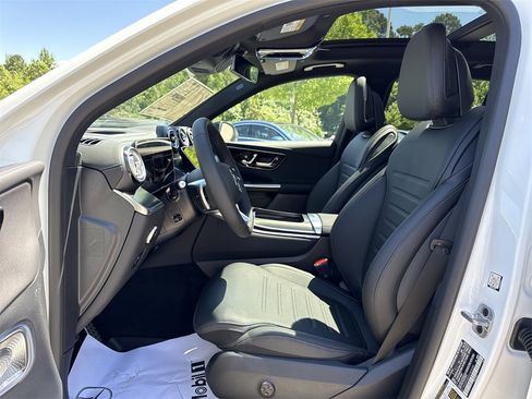 New 2025 Mercedes-Benz GLC 350e 4MATIC image 11