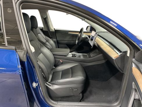 Certified 2023 Tesla Model Y Long Range AWD/4WD image 13