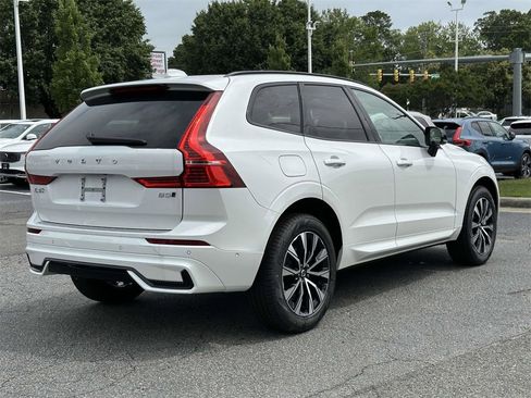 New 2025 Volvo XC60 B5 Plus w/ Protection Package Premier image 19