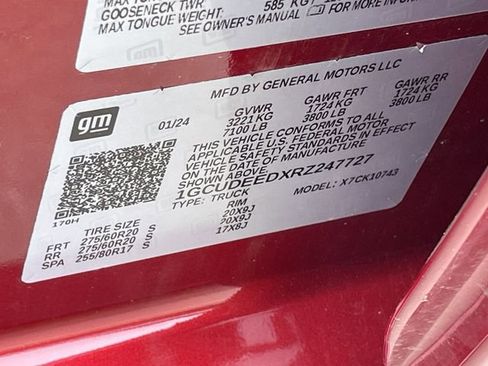 Used 2024 Chevrolet Silverado 1500 RST AWD/4WD image 30