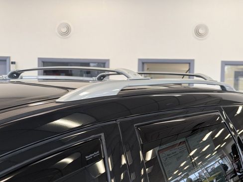 Used 2017 Nissan Pathfinder Platinum w/ Cargo Package image 18