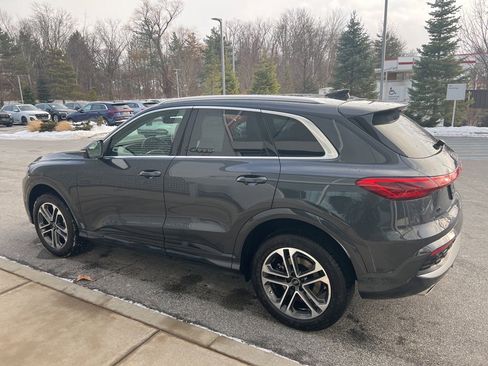 Used 2025 Audi Q5 Premium Plus image 42